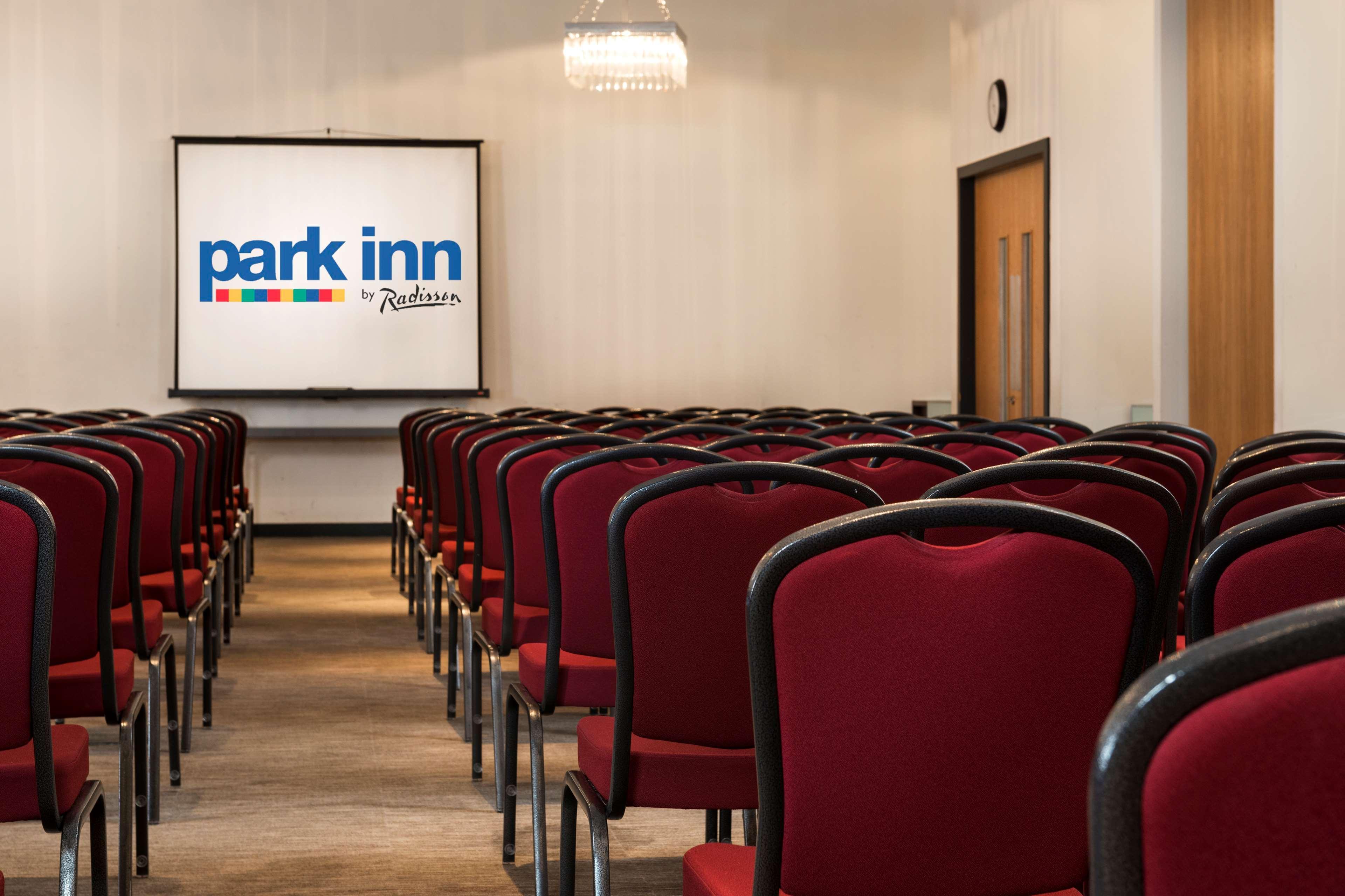 Park Inn By Radisson אברדין מראה חיצוני תמונה